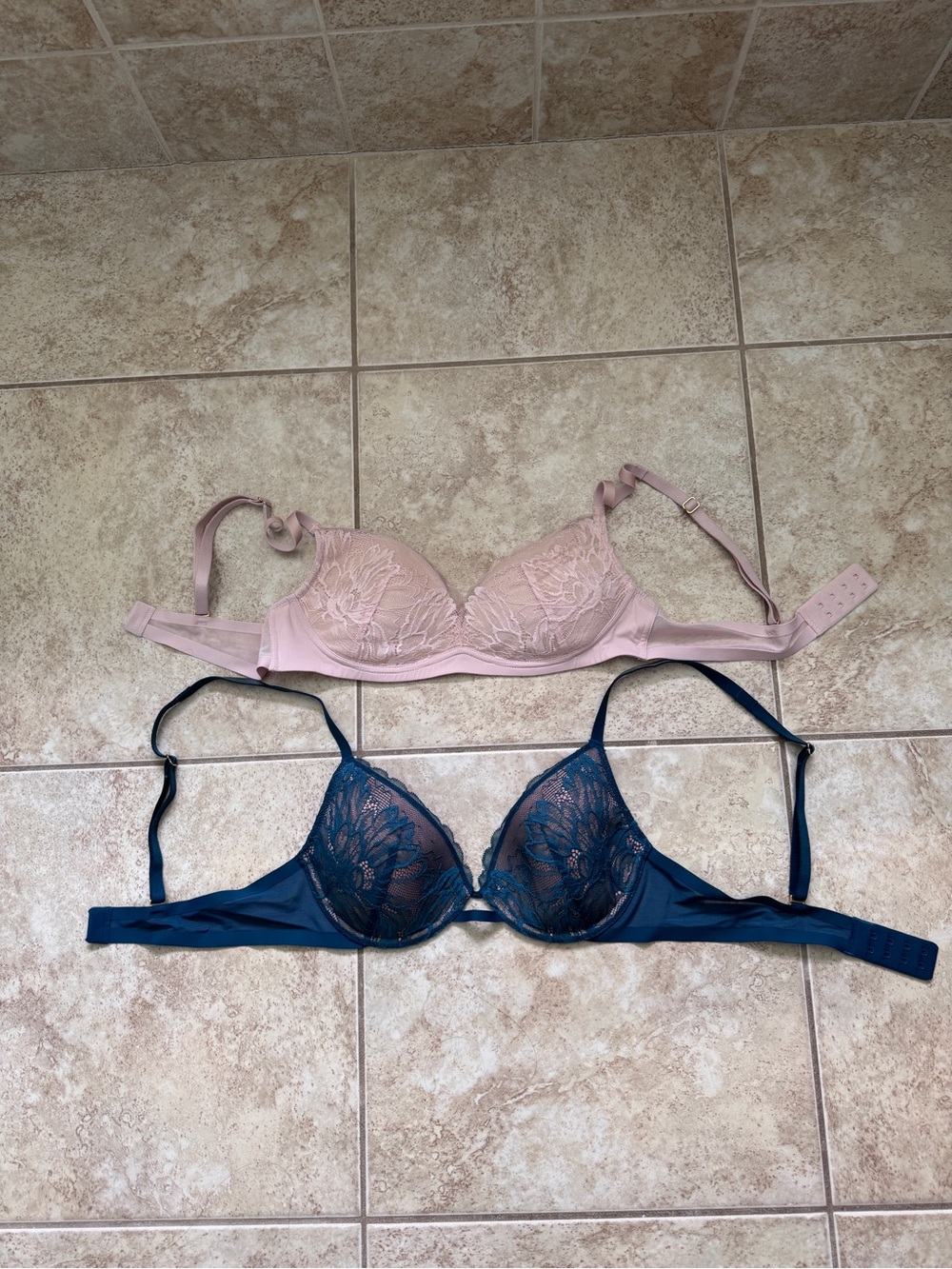 Soma Lace Lightly Lined Bras